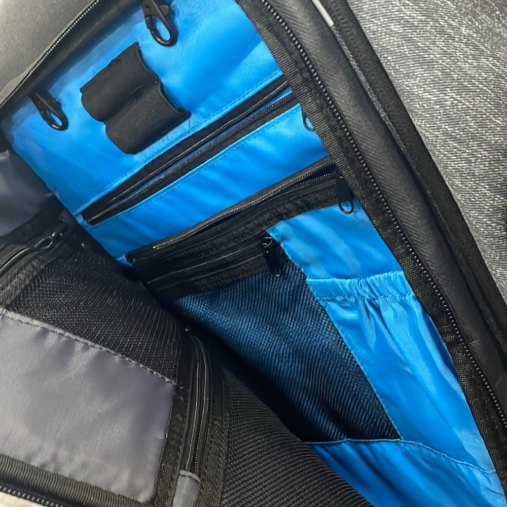 Naztech Smartpack Multi-Utility Travel Backpack. - Picture 14 of 14